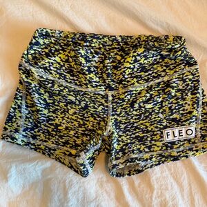 FLEO blue yellow shorts size small